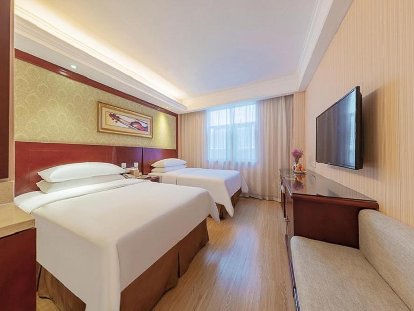 Yichang Vienna Hotel Wanda Branch Exterior foto