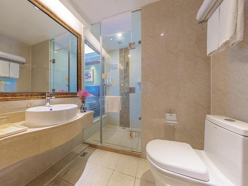 Yichang Vienna Hotel Wanda Branch Exterior foto